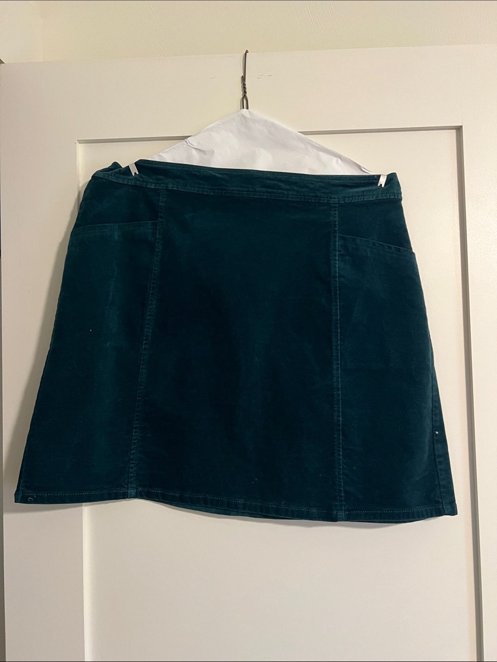 Loft velvet mini skirt